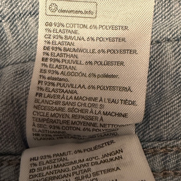 H&M & Denim Light Blue Wash Denim Women's Jean Jacket Small - Picture 5 of 7